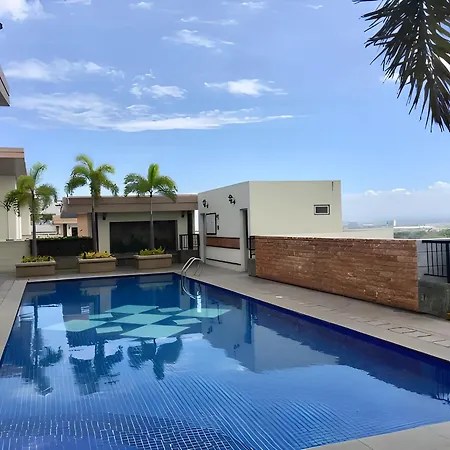 Cozy & Airy Suite Near Venice Mall Free Pool & Gym